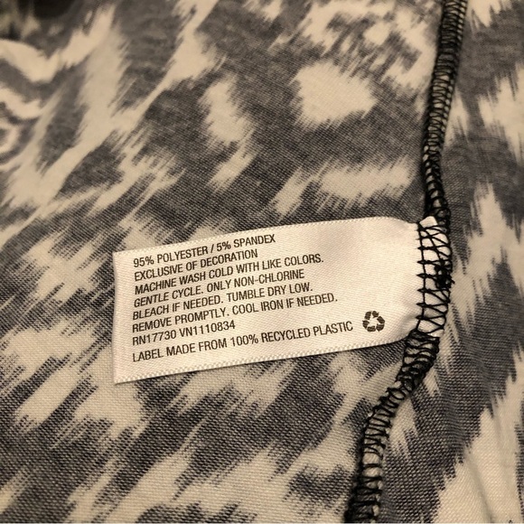 Xhilaration black and white lace dress zip back geo pattern SZ M EUC - Picture 7 of 9